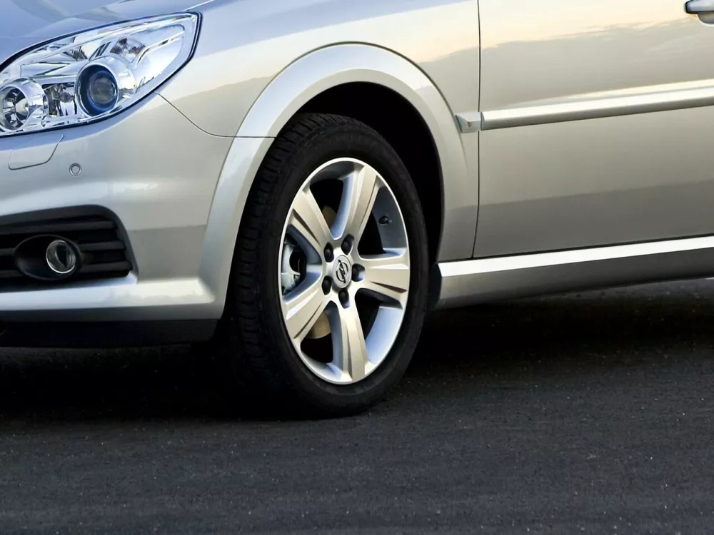 Автомобиль Opel Vectra C Рестайлинг Седан