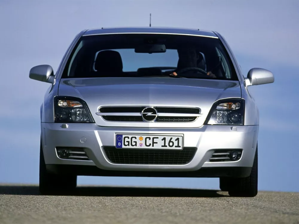 Автомобиль Opel Vectra C Лифтбек