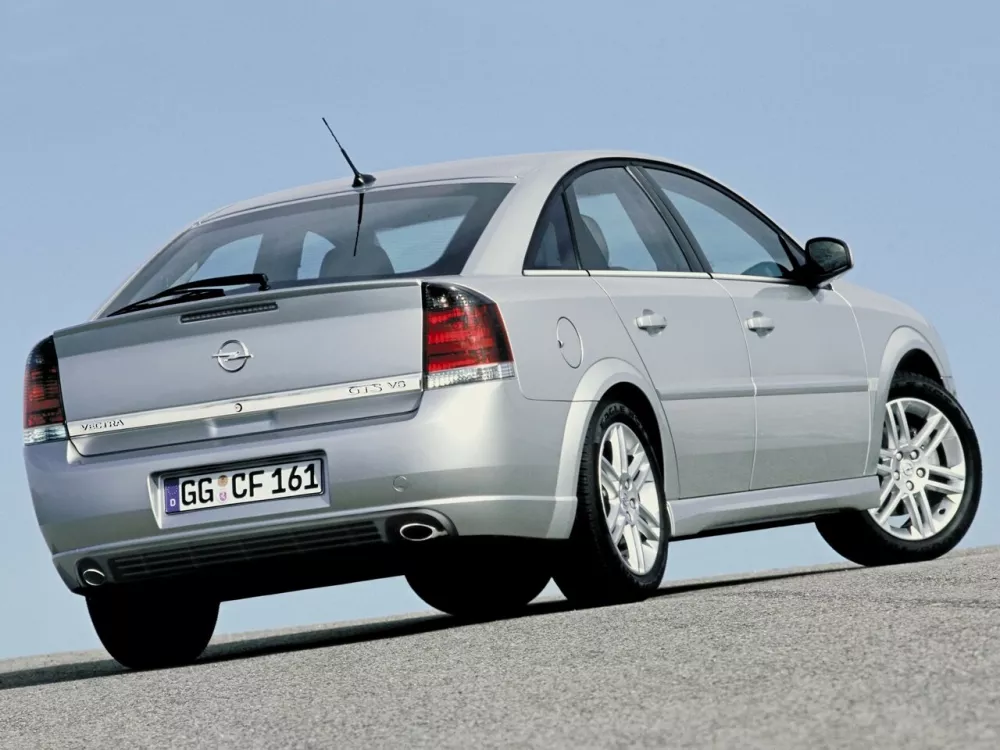 Автомобиль Opel Vectra C Лифтбек