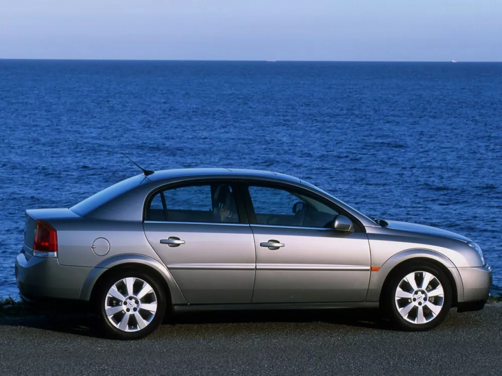 Автомобиль Opel Vectra C Седан