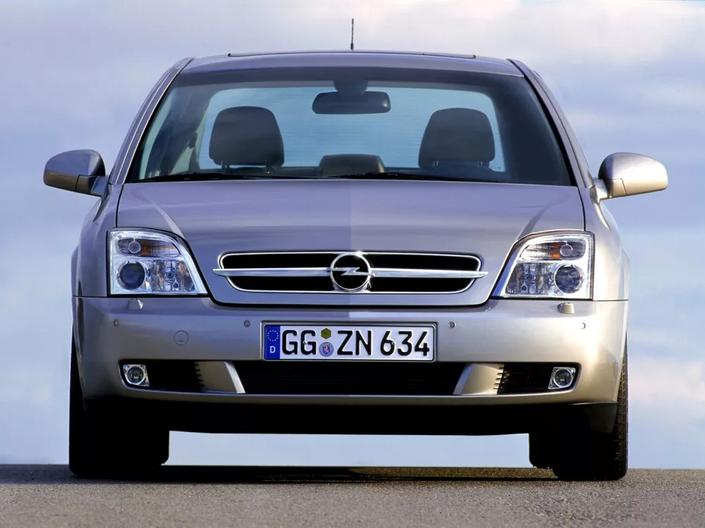 Автомобиль Opel Vectra C Седан