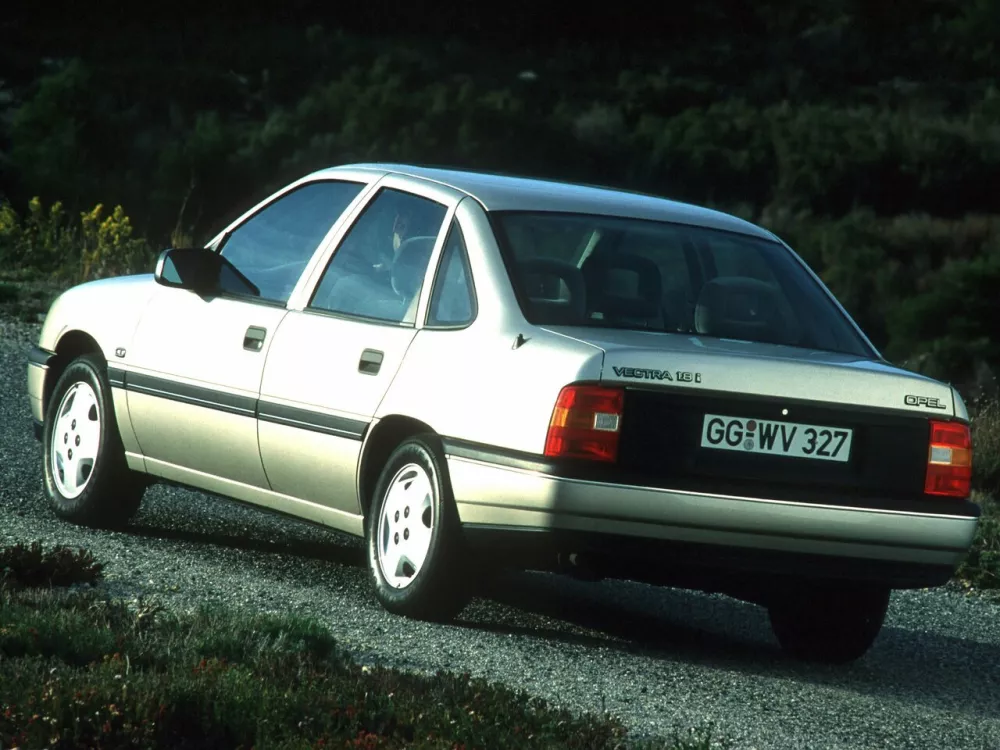 Автомобиль Opel Vectra A Седан