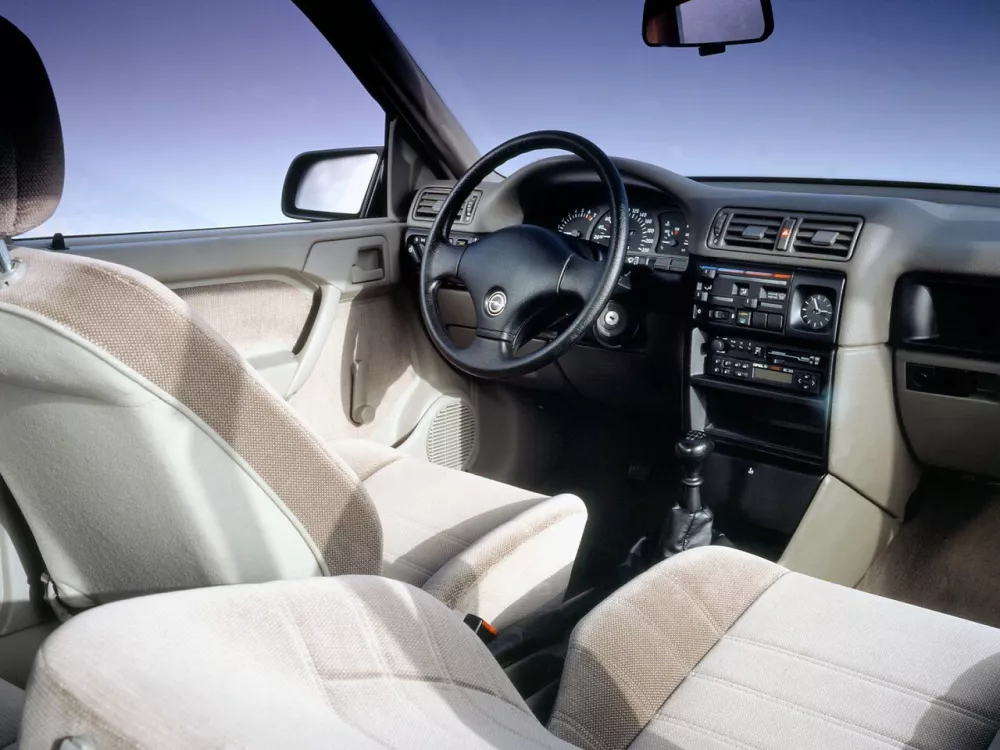 Автомобиль Opel Vectra A Седан