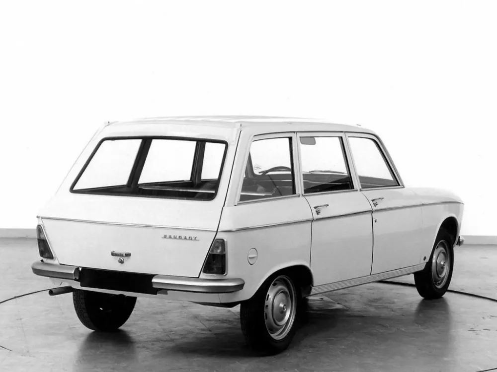 Автомобиль Peugeot 204 Универсал (5 дверей)