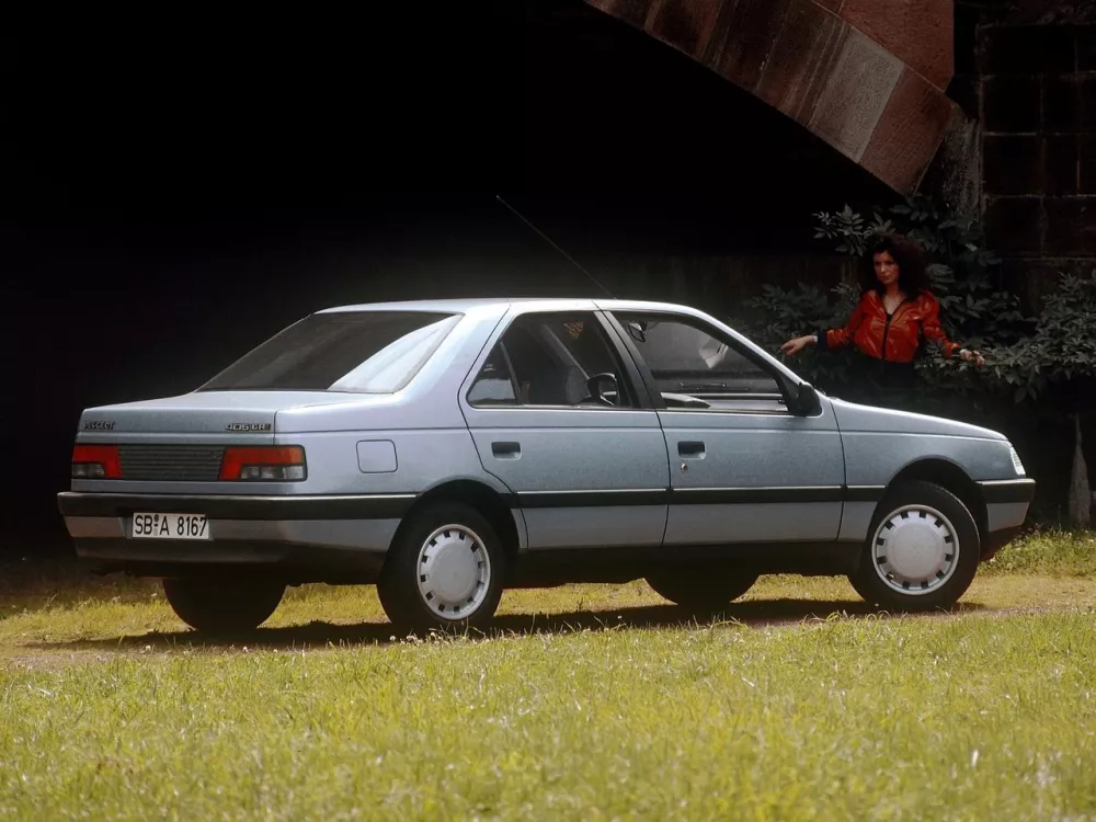 Автомобиль Peugeot 405 Седан