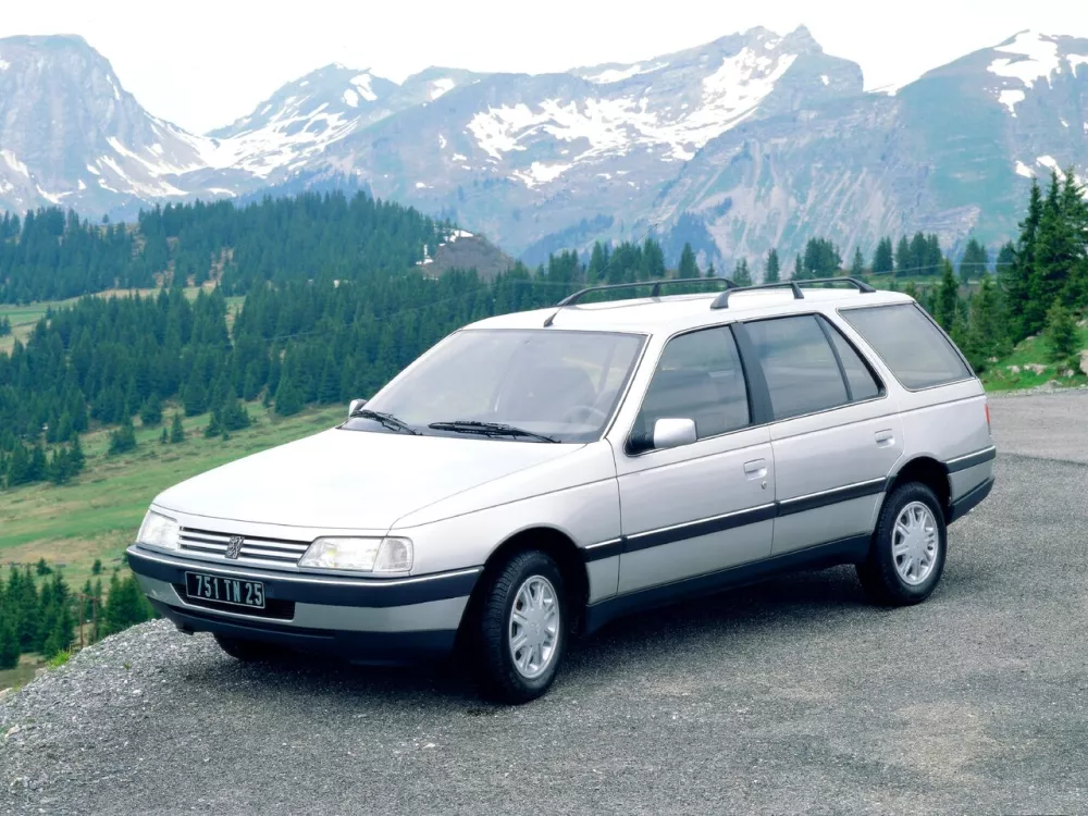 Автомобиль Peugeot 405 Универсал (5 дверей)
