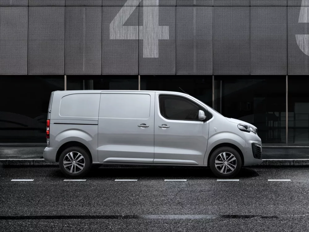 Автомобиль Peugeot Expert III Фургон