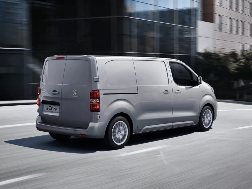 Автомобиль Peugeot Expert III Фургон