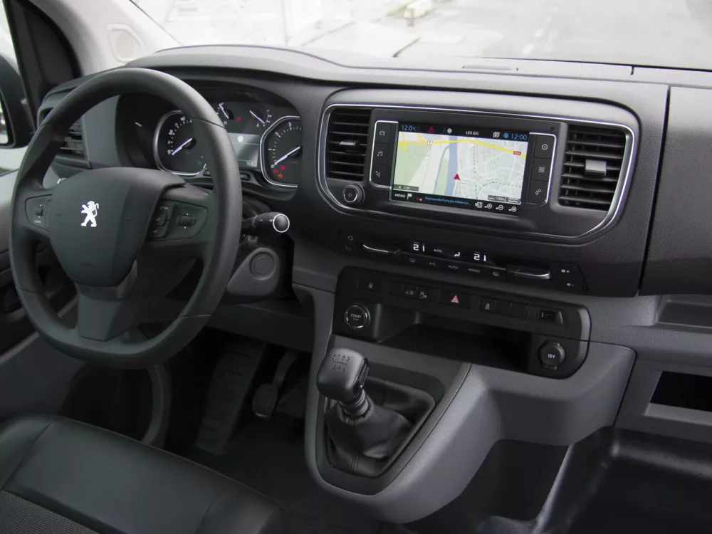 Автомобиль Peugeot Expert III Фургон