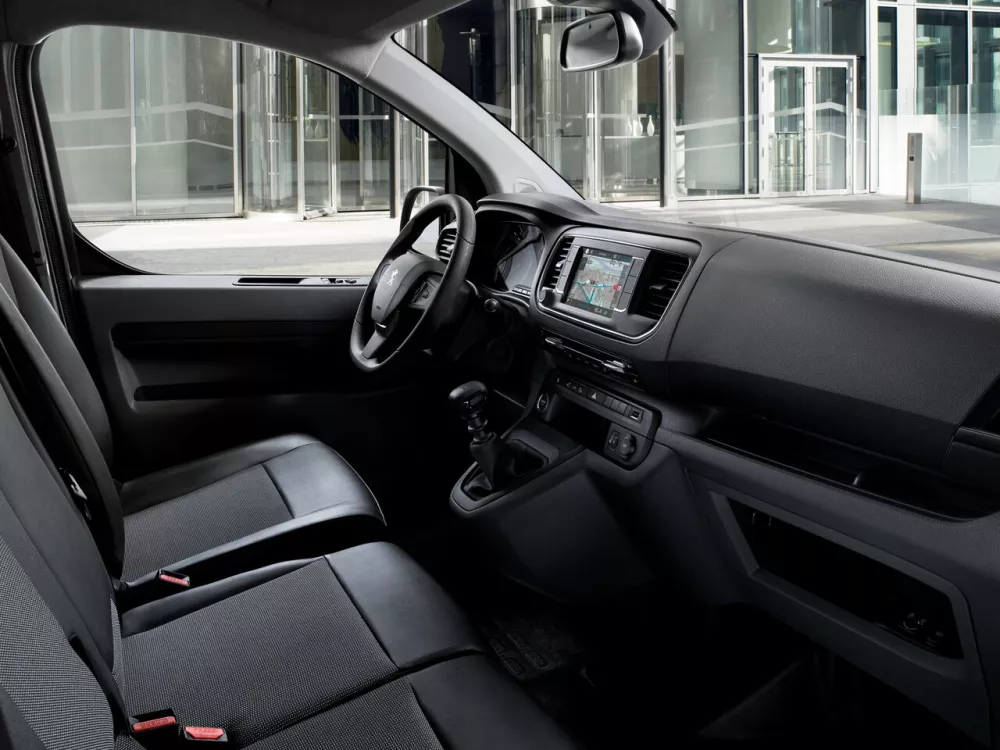 Автомобиль Peugeot Expert III Фургон
