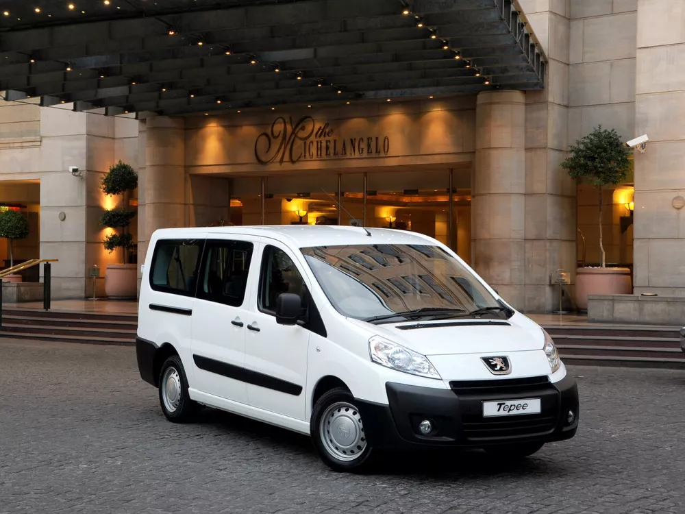 Автомобиль Peugeot Expert II Минивэн