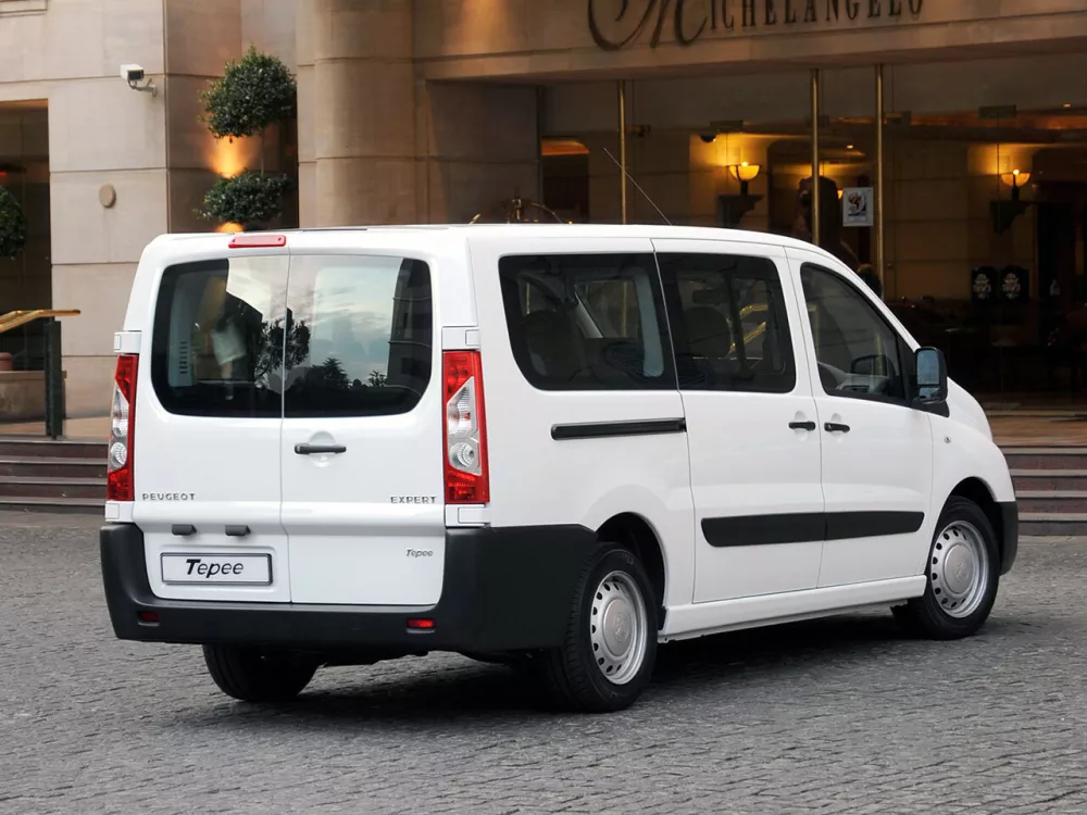 Автомобиль Peugeot Expert II Минивэн