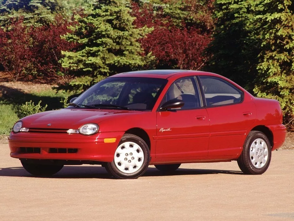 Автомобиль Plymouth Neon Седан