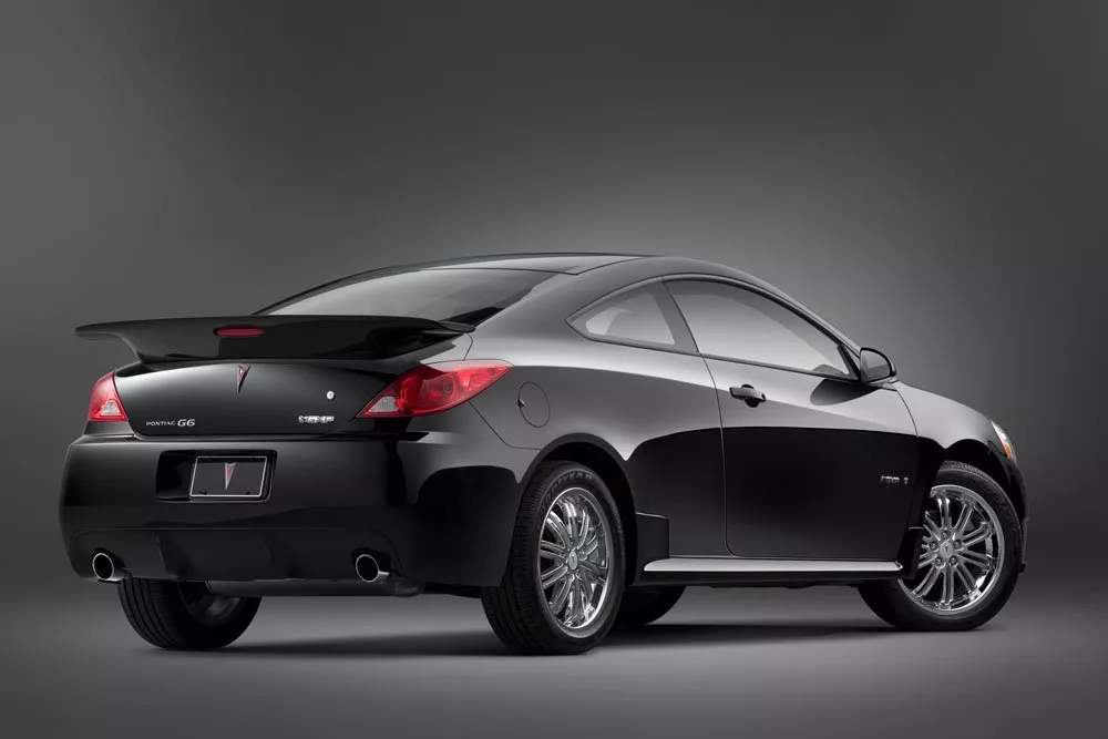 Автомобиль Pontiac G6 Купе