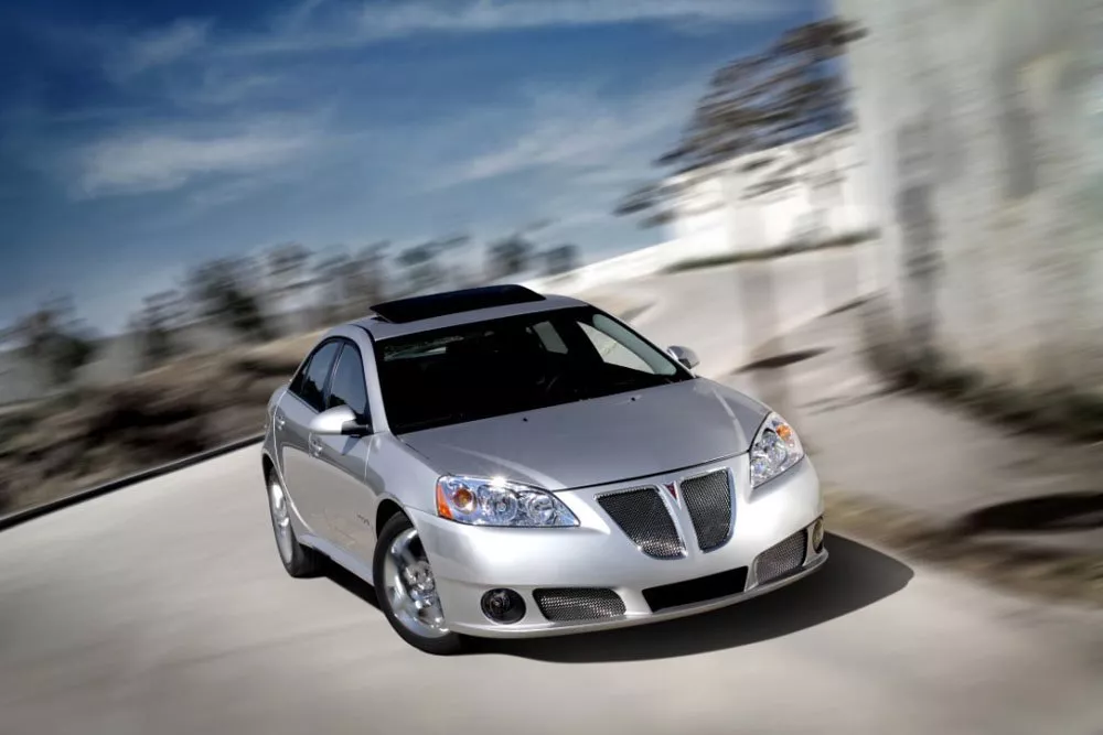 Автомобиль Pontiac G6 Седан