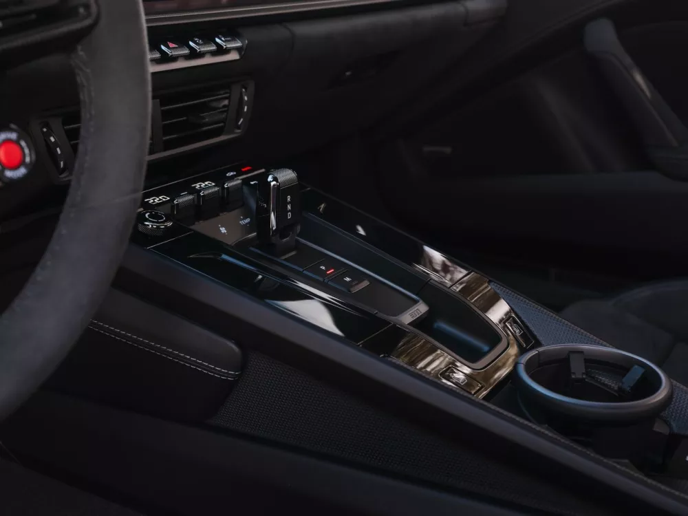 Автомобиль Porsche 911 VIII (992) Рестайлинг Купе