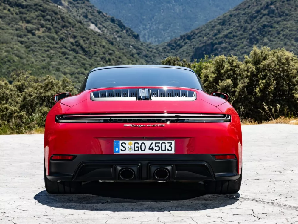 Автомобиль Porsche 911 VIII (992) Рестайлинг Тарга Targa