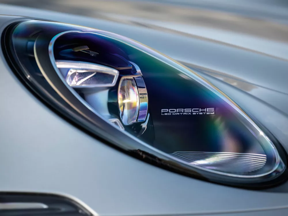 Автомобиль Porsche 911 VIII (992) Купе