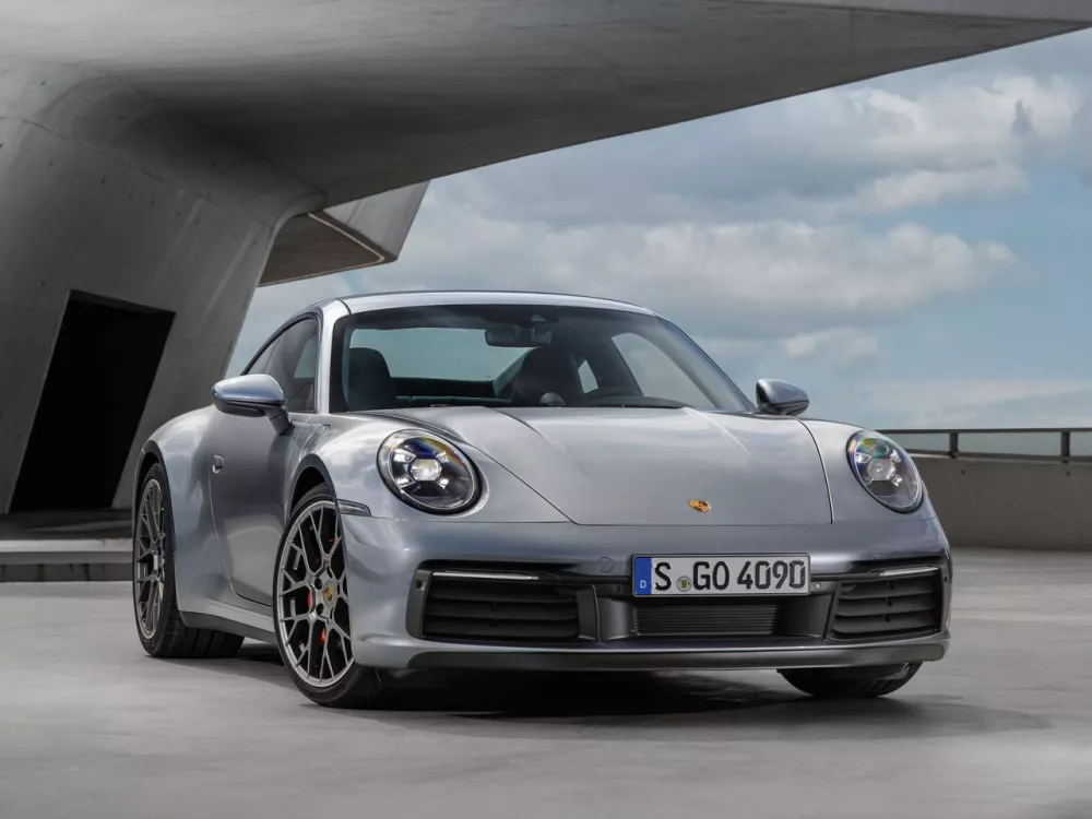 Автомобиль Porsche 911 VIII (992) Купе