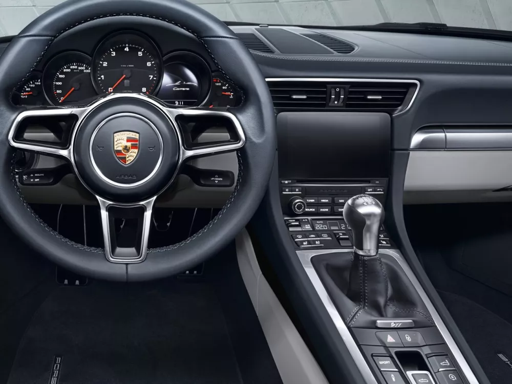 Автомобиль Porsche 911 VII (991) Рестайлинг Кабриолет