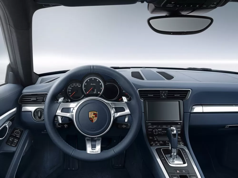 Автомобиль Porsche 911 VII (991) Купе