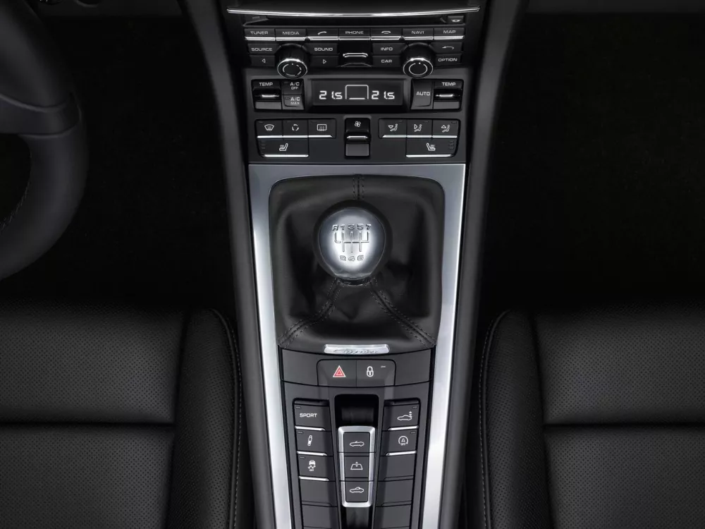 Автомобиль Porsche 911 VII (991) Кабриолет