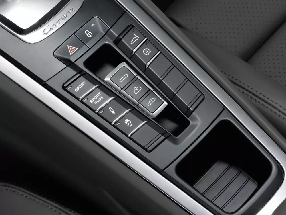 Автомобиль Porsche 911 VII (991) Кабриолет