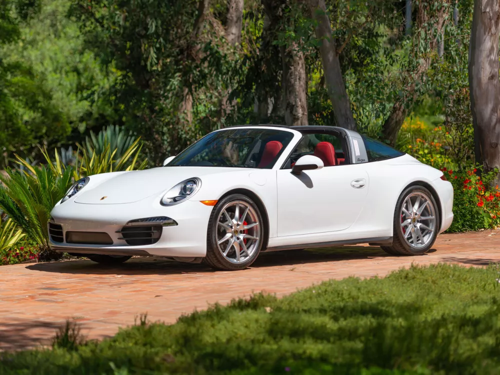 Автомобиль Porsche 911 VII (991) Тарга Targa