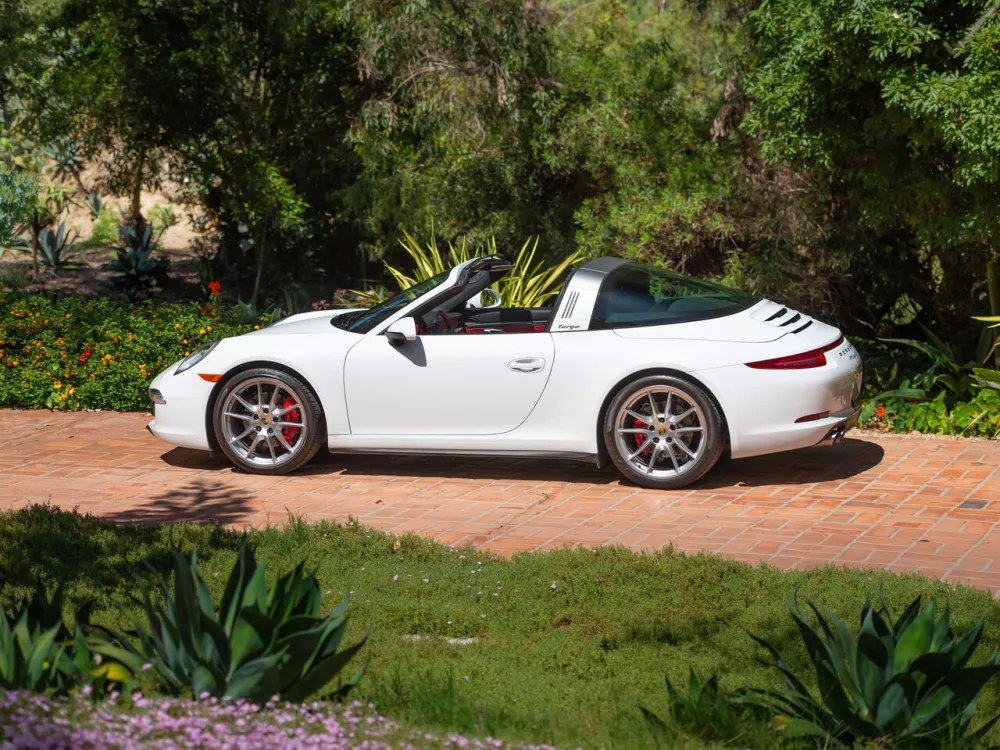 Автомобиль Porsche 911 VII (991) Тарга Targa