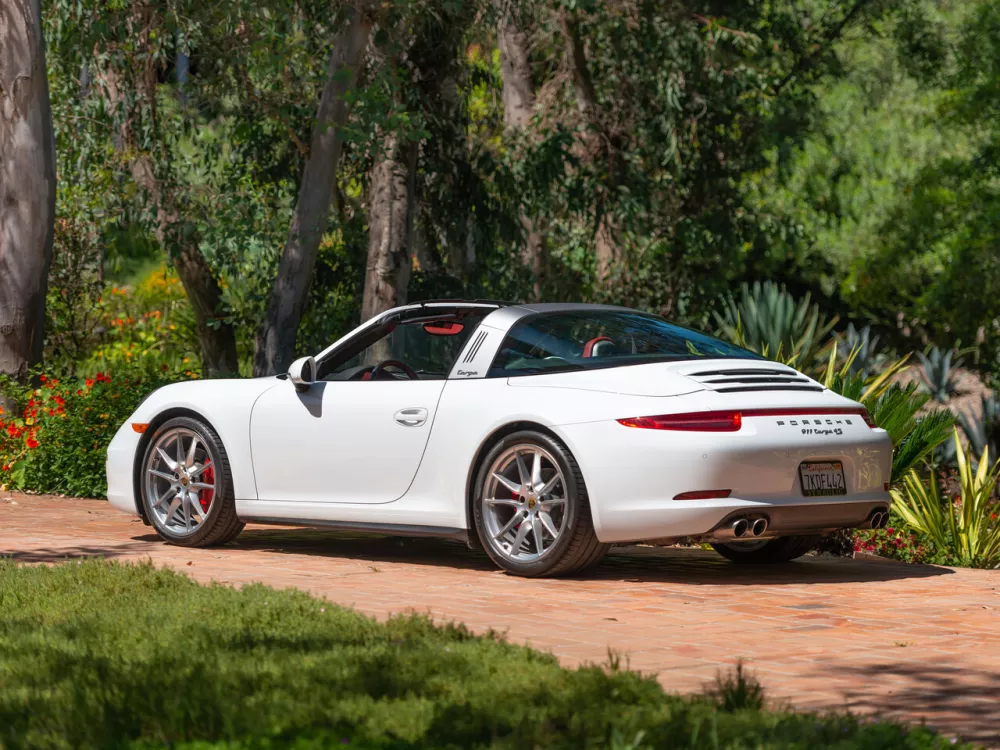 Автомобиль Porsche 911 VII (991) Тарга Targa