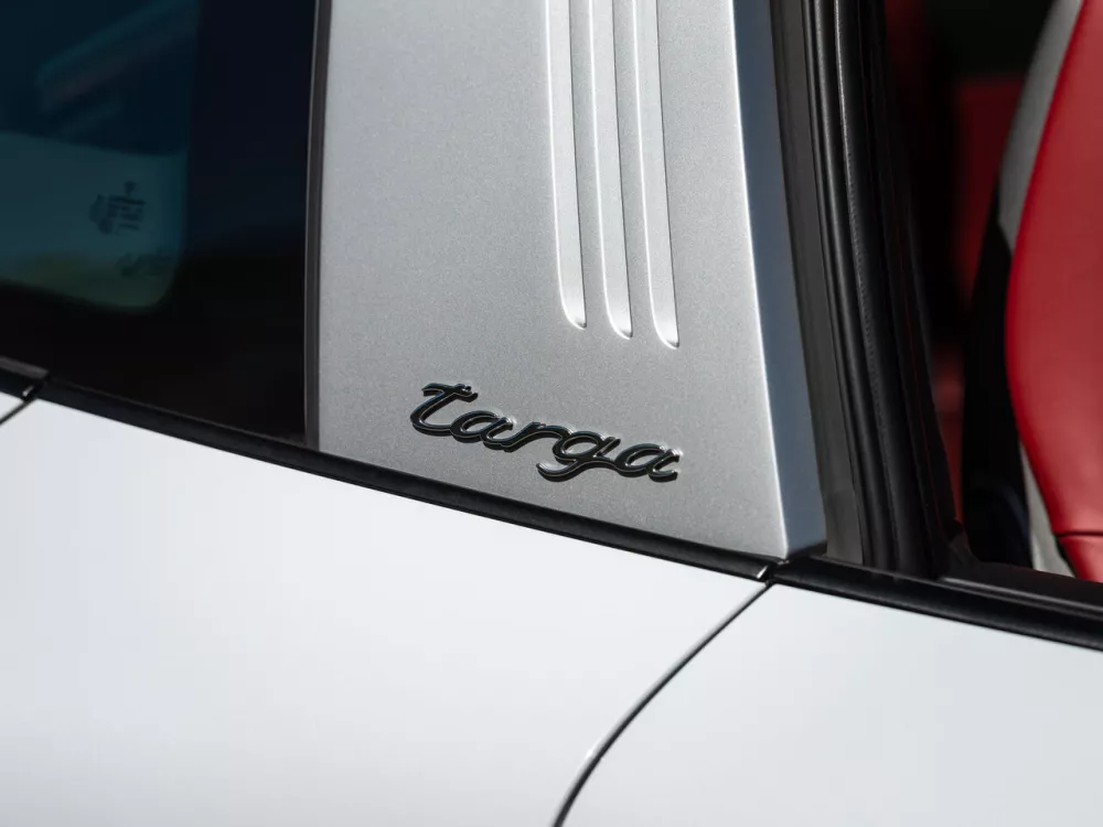 Автомобиль Porsche 911 VII (991) Тарга Targa