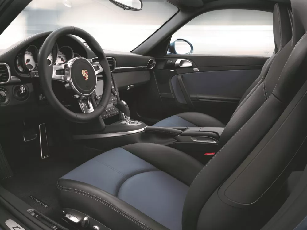 Автомобиль Porsche 911 VI (997) Рестайлинг Купе