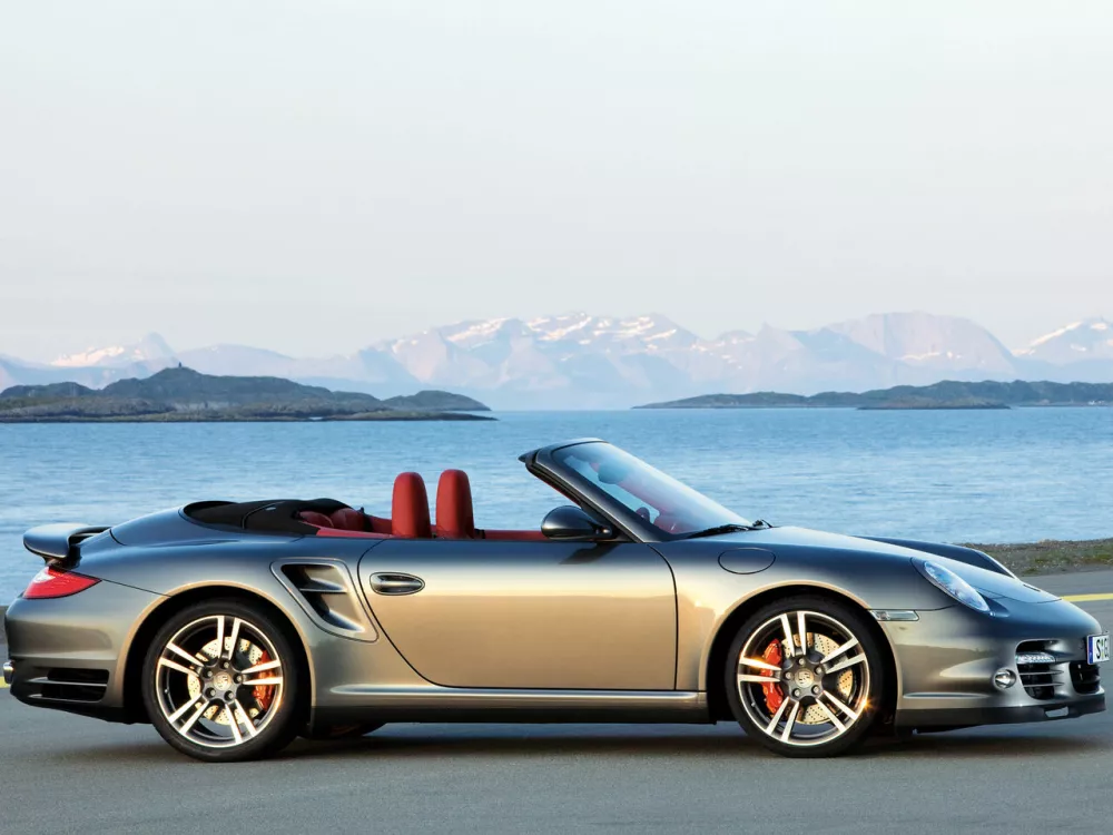 Автомобиль Porsche 911 VI (997) Рестайлинг Кабриолет