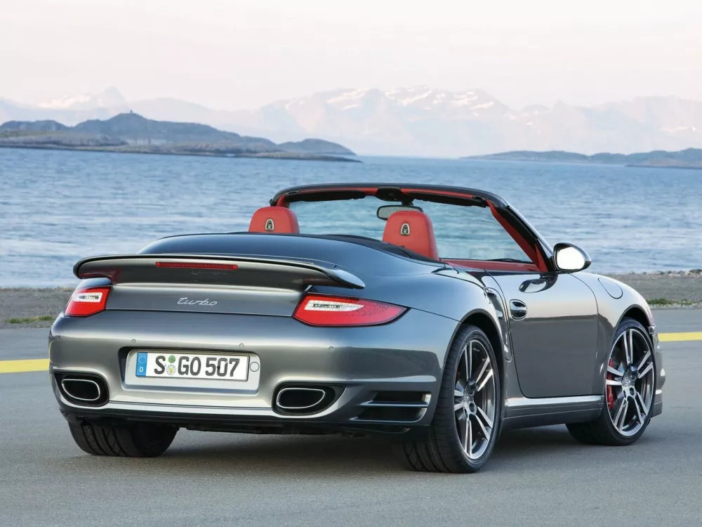 Автомобиль Porsche 911 VI (997) Рестайлинг Кабриолет