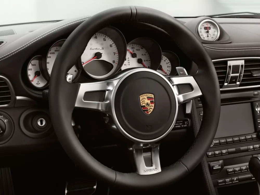 Автомобиль Porsche 911 VI (997) Рестайлинг Кабриолет