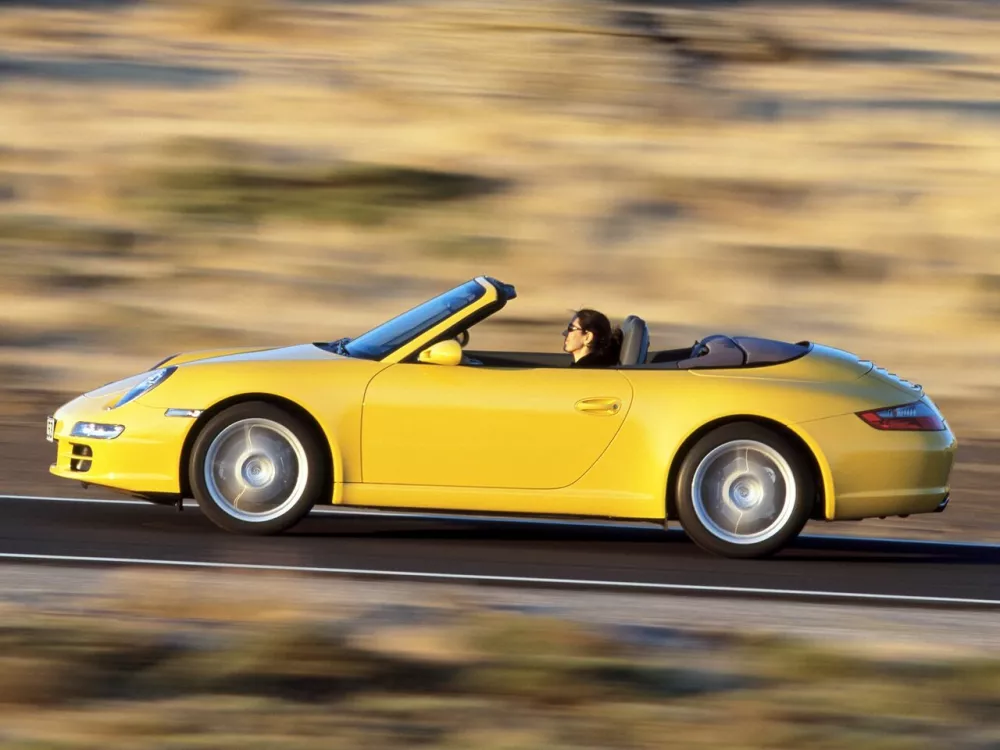 Автомобиль Porsche 911 VI (997) Кабриолет