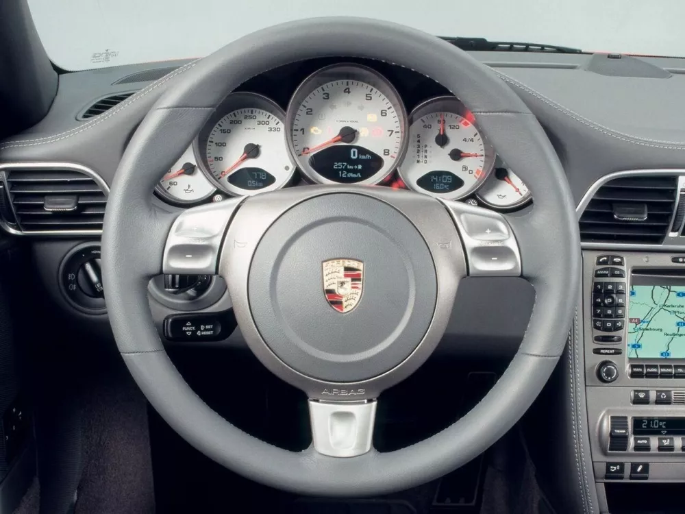 Автомобиль Porsche 911 VI (997) Купе