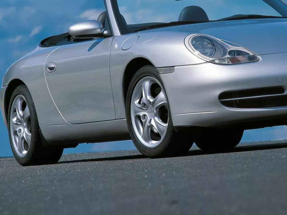 Автомобиль Porsche 911 V (996) Кабриолет
