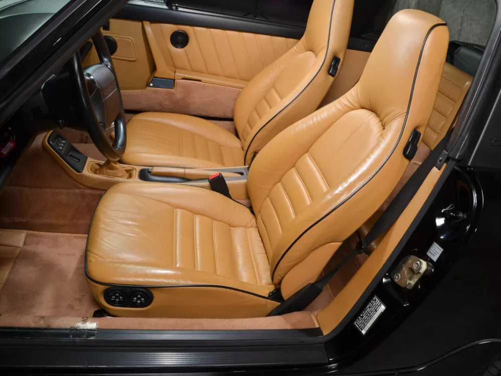 Автомобиль Porsche 911 IV (993) Тарга Targa