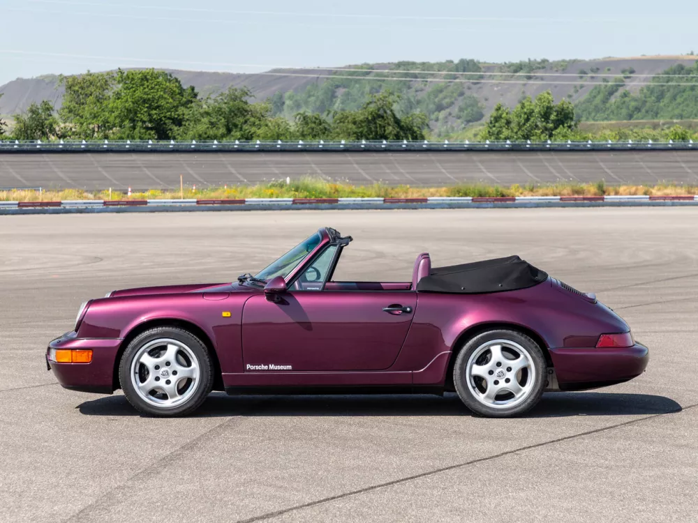 Автомобиль Porsche 911 III (964) Кабриолет