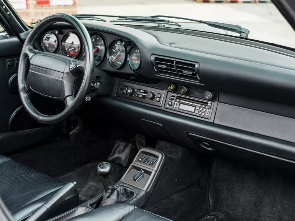 Автомобиль Porsche 911 III (964) Кабриолет