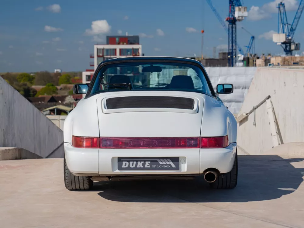 Автомобиль Porsche 911 III (964) Тарга