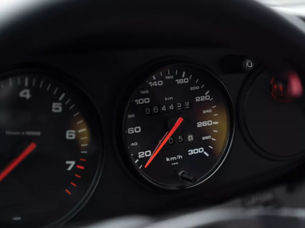 Автомобиль Porsche 911 III (964) Купе