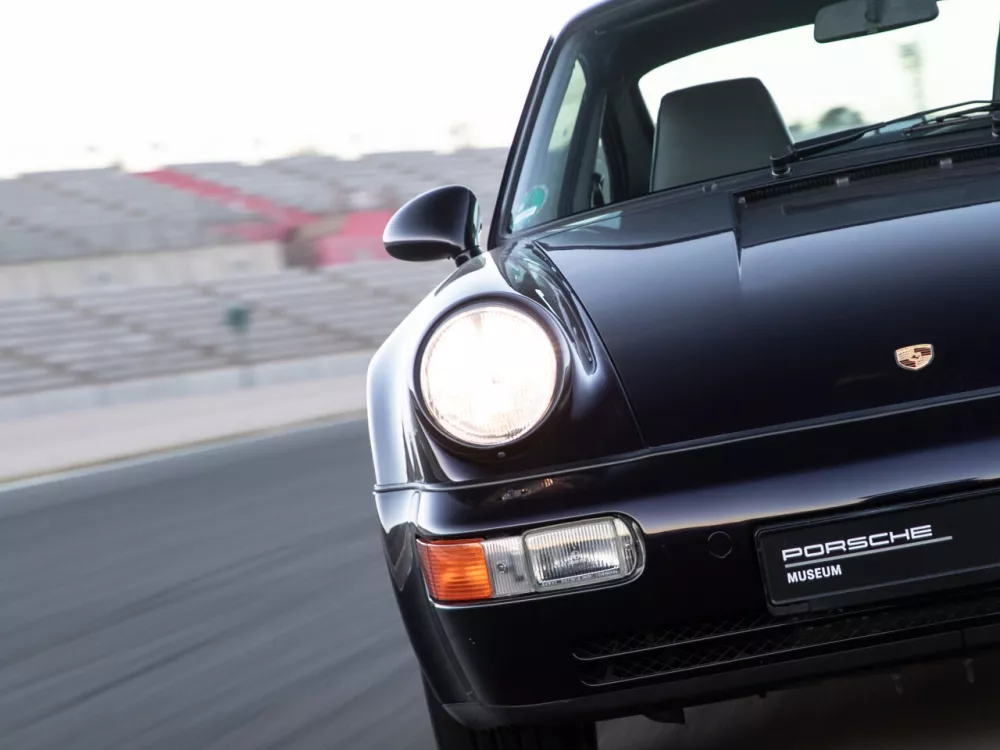 Автомобиль Porsche 911 III (964) Купе
