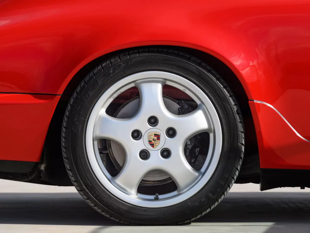 Автомобиль Porsche 911 III (964) Купе