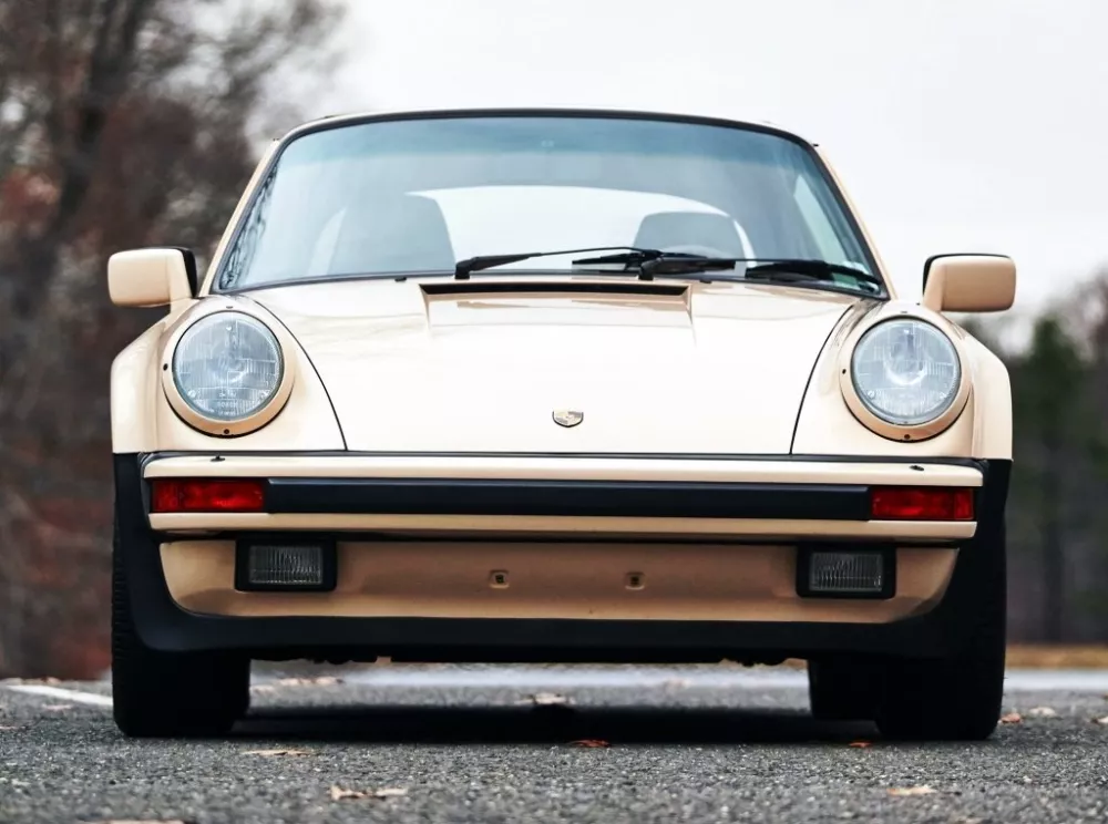 Автомобиль Porsche 911 II (911, 930) Родстер