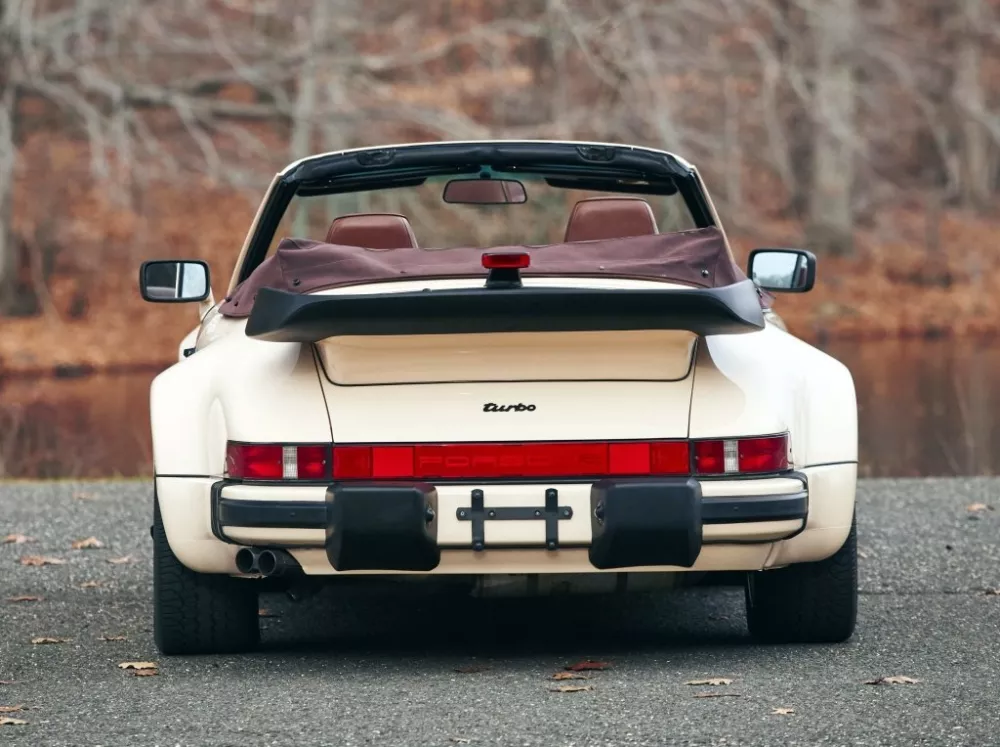 Автомобиль Porsche 911 II (911, 930) Родстер