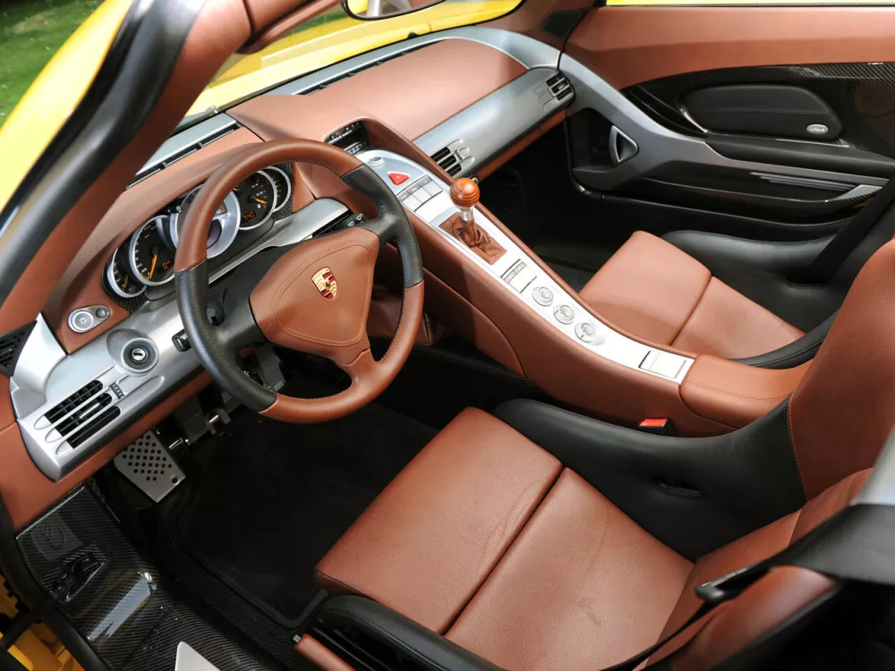 Автомобиль Porsche Carrera GT Тарга