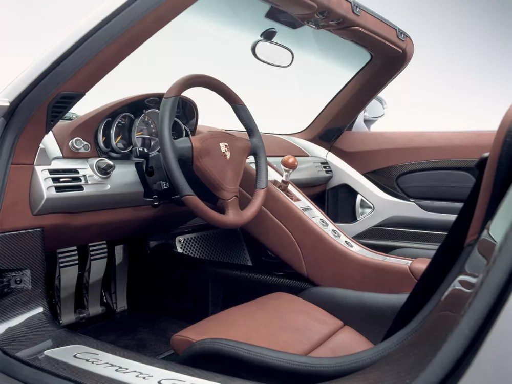 Автомобиль Porsche Carrera GT Тарга