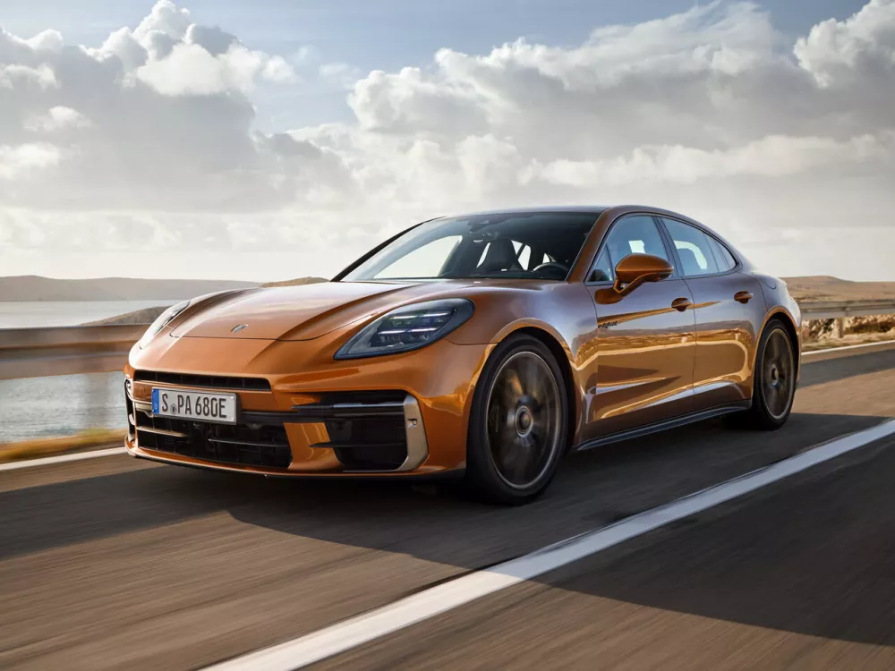 Автомобиль Porsche Panamera III Лифтбек
